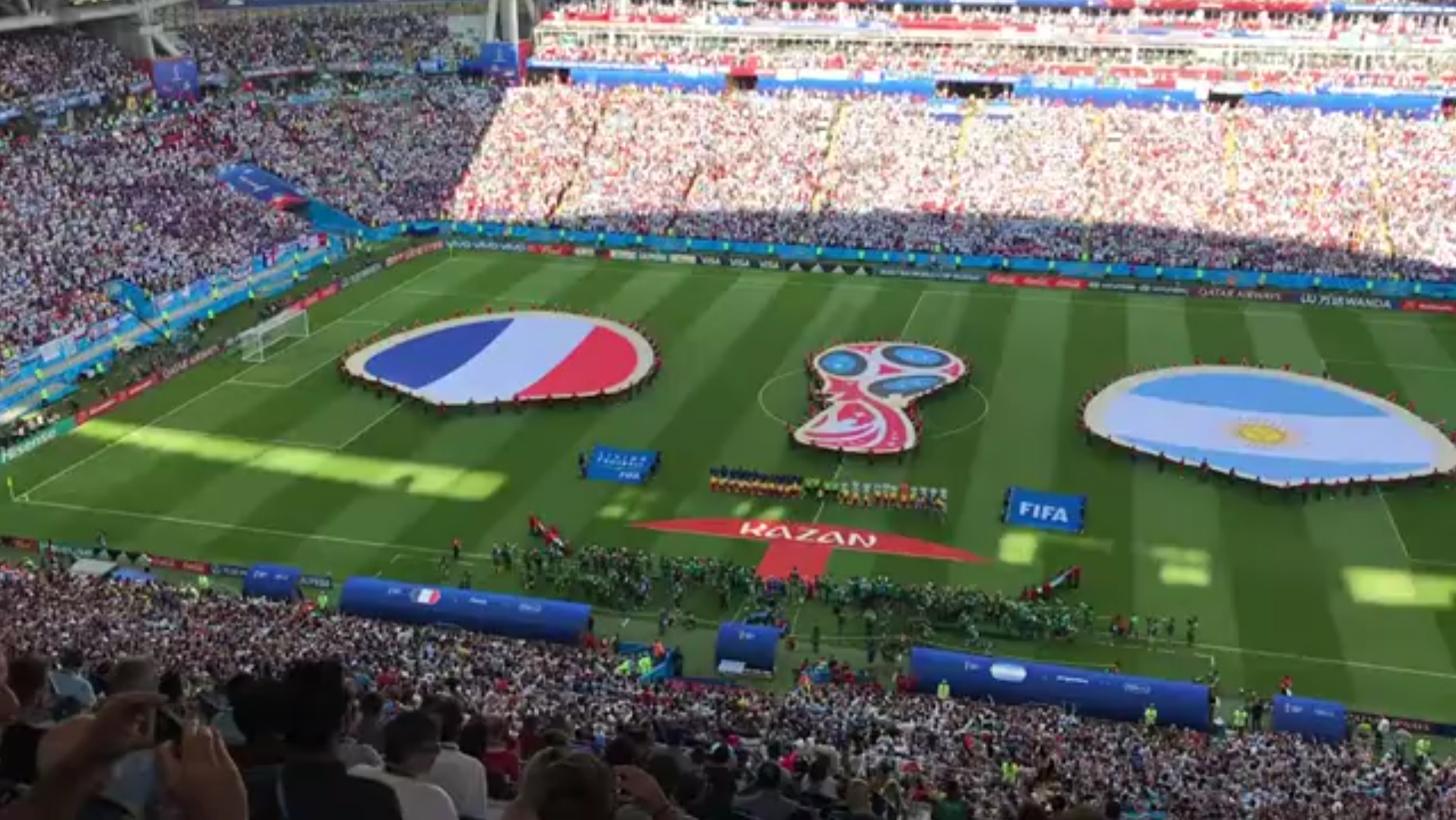 兼顾攻守佩